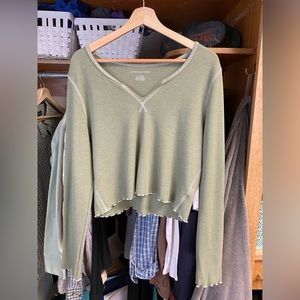 american Eagle long sleeve